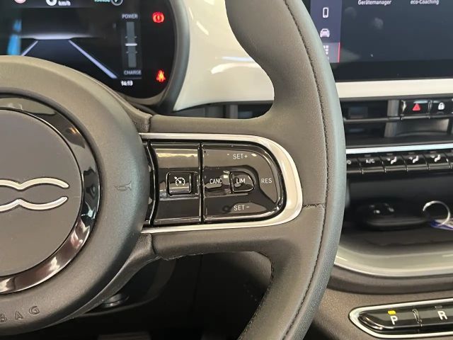 Fiat 500e Totwinkelass*dig.Cockpit*Tempomat*R.cam*SHZ