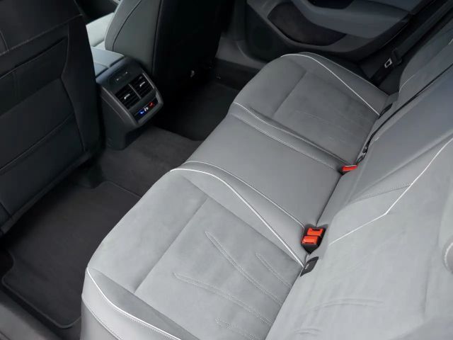 Volkswagen Passat 1.5 eTSI Business DSG