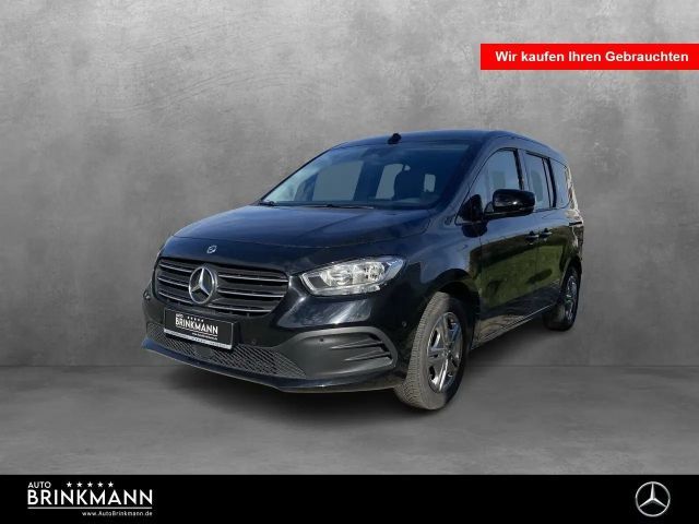 Mercedes-Benz T 180 T 180 d STYLE; Kamera MBUX,Navigation,SHZ