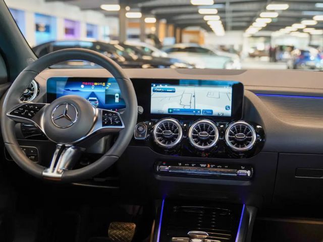 Mercedes-Benz GLA 200 GLA 200 d Progressive