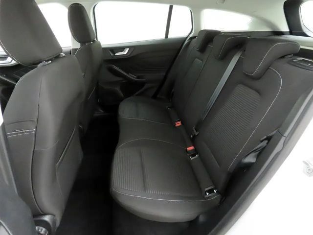 Ford Focus Titanium Wagon