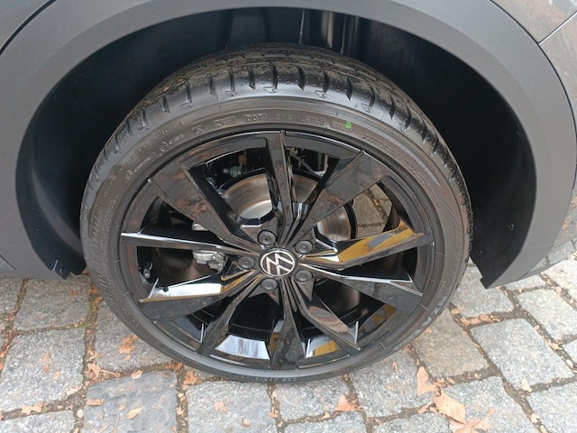 Volkswagen T-Roc 2.0 TSI DSG R-Line