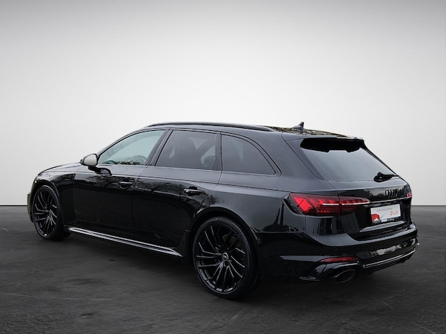 Audi RS4 Avant Quattro