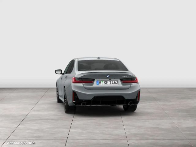 BMW 330 330d M-Sport Sedan