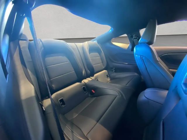 Ford Mustang Fastback GT 5.0 V8