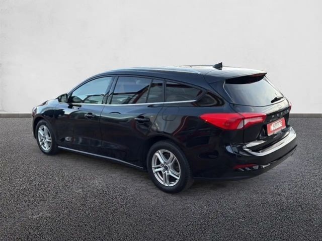 Ford Focus Cool & Connect EcoBoost Wagon