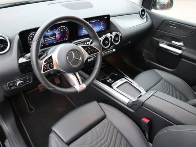 Mercedes-Benz B 200 Style