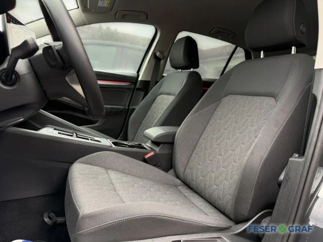 Volkswagen Golf 1.5 eTSI DSG Life