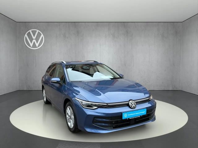 Volkswagen Golf DSG Golf VIII Life Variant