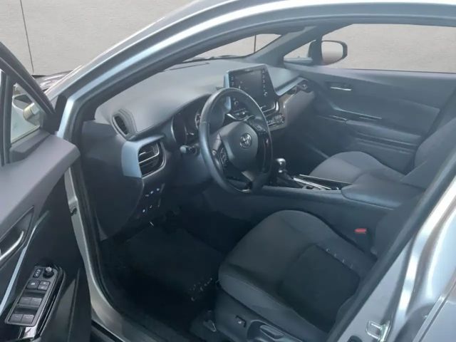 Toyota C-HR Hybride Team D