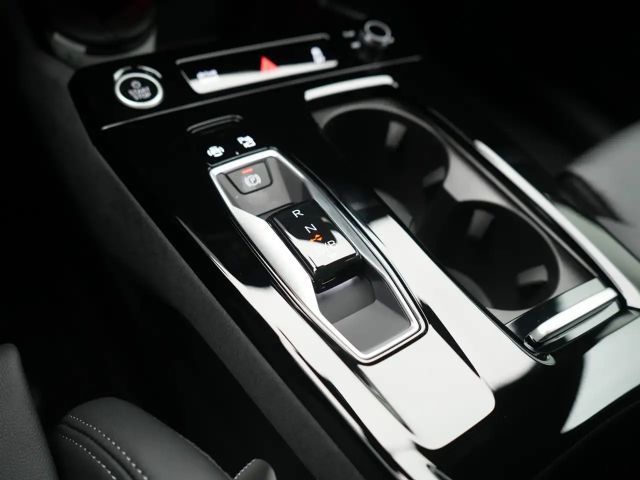 Audi Q6 e-tron S-Line