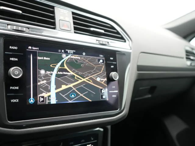 Volkswagen Tiguan R ACC NAVI PDC KLIMA MATRIX DCC CARPLAY