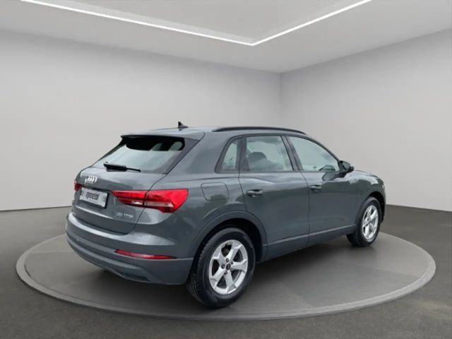 Audi Q3 35 TFSI S-Tronic