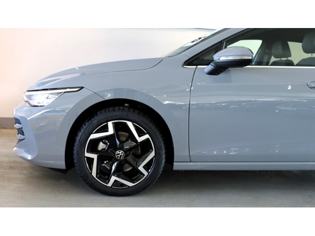 Volkswagen Golf 1.5 eTSI DSG Golf VIII