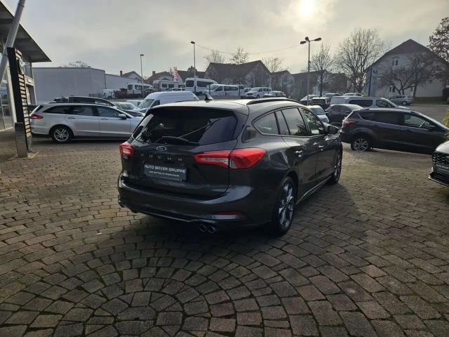 Ford Focus EcoBoost ST Line Wagon