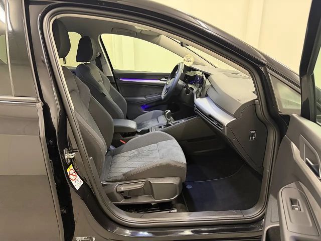 Volkswagen Golf ACT Life