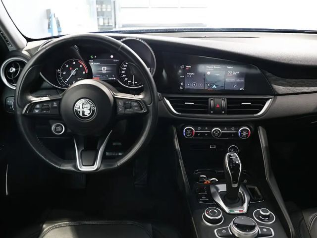 Alfa Romeo Giulia AT8 Super