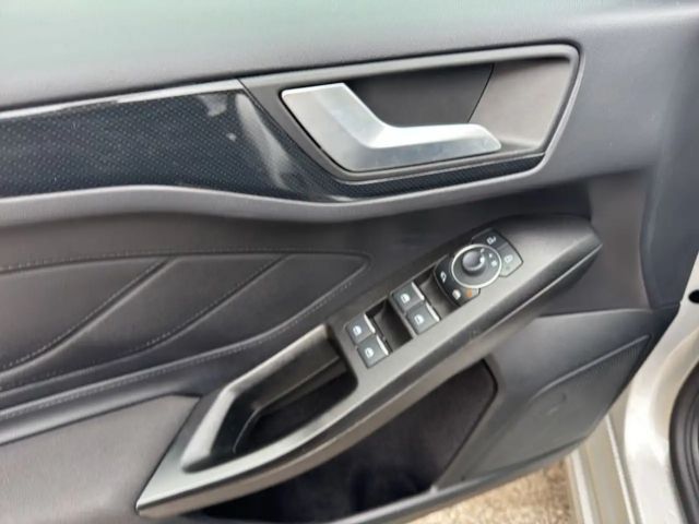 Ford Focus EcoBoost ST Line Wagon