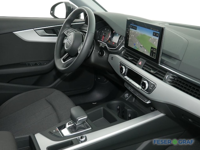 Audi A4 30 TDI Avant S-Tronic