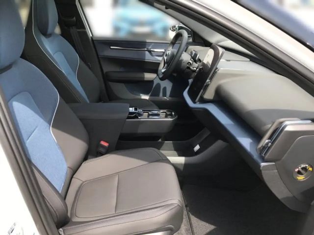 Volvo EX30 Performance Twin motor Ultra