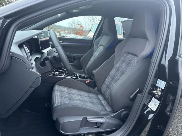 Volkswagen Golf GTE eHybrid