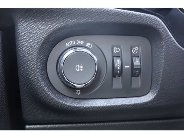 Opel Corsa YES 1.2 MT6 PDC Shzg Lhzg LED DAB