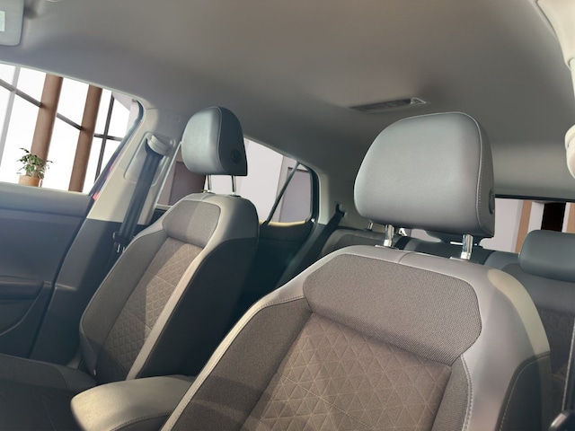 Volkswagen T-Cross T-CROSS 1.0  StyleB 081 TSID7F