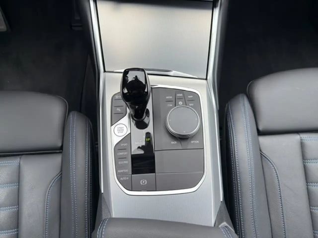 BMW 330 M-Sport Sedan xDrive