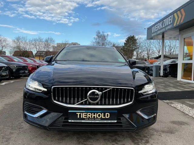 Volvo V60 AWD Core T6