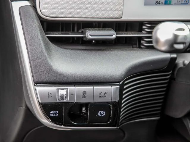 Hyundai IONIQ 6 5 77,4 kWh Navi HUD 360 Klima SHZ LED DAB