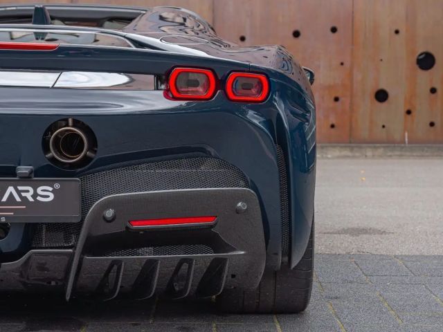 Ferrari SF90 Spider
