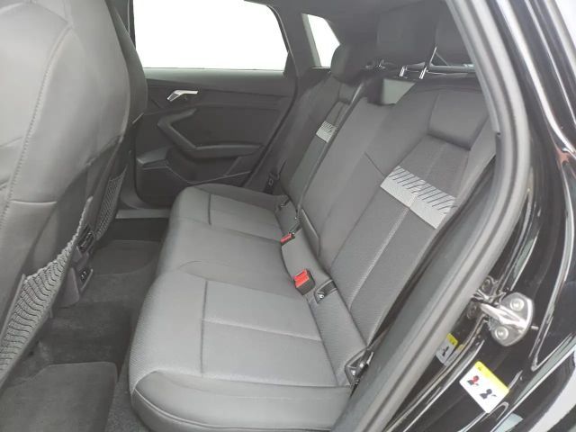 Audi A3 30 TDI S-Tronic Sedan