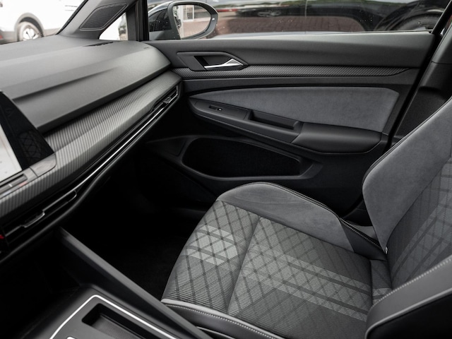 Volkswagen Golf 1.5 eTSI Golf VIII