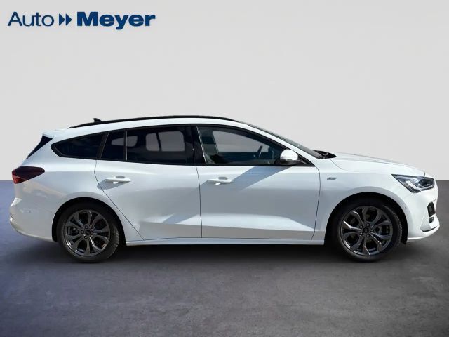 Ford Focus ST Line Wagon