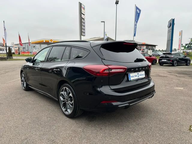 Ford Focus ST Line Vignale Wagon