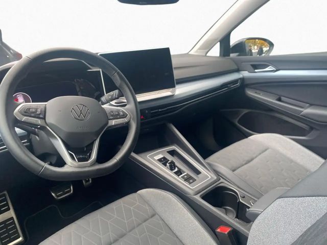 Volkswagen Golf 1.5 eTSI DSG Golf VIII Variant