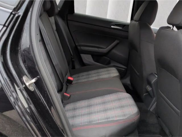 Volkswagen Polo 2.0 TSI DSG GTI IQ.Drive