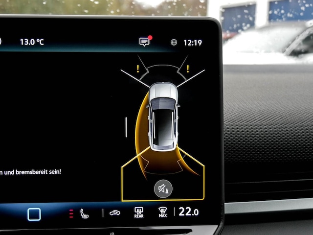 Volkswagen T-Roc 1.5 eTSI DSG IQ.Drive R-Line