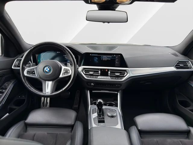 BMW 330 330e M-Sport Touring