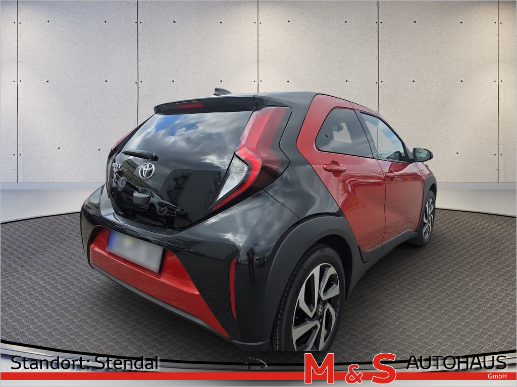 Toyota Aygo X 5-deurs Basis Team D
