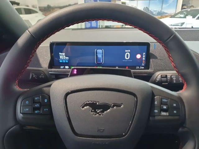 Ford Mustang Mach-E AWD Premium