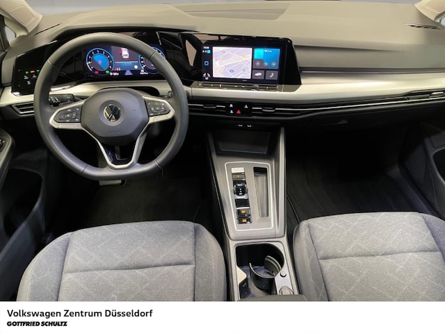 Volkswagen Golf 1.5 eTSI DSG Life Variant