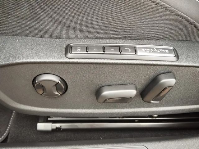 Volkswagen Golf DSG eHybrid