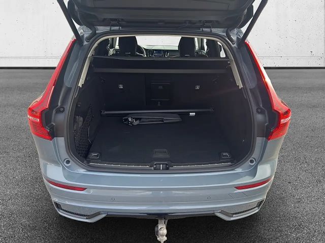 Volvo XC60 AWD Dark Plus