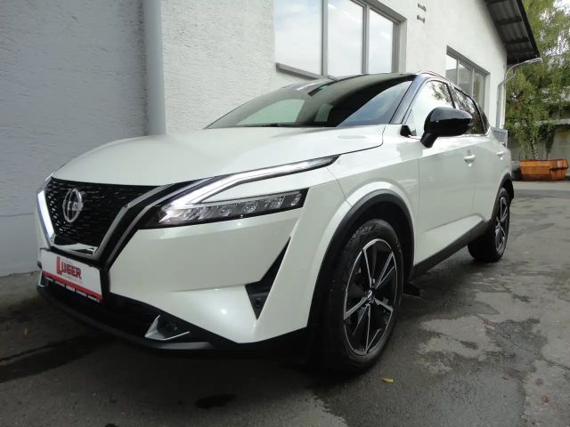 Nissan Qashqai DIG-T Tekna