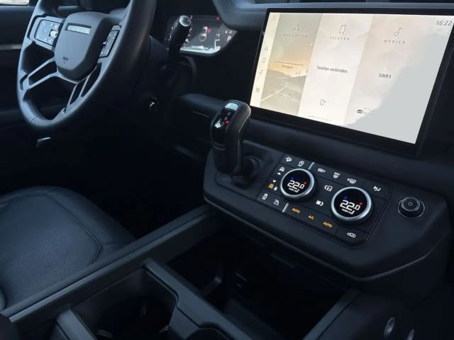 Land Rover Defender 90 D300 Dynamic HSE