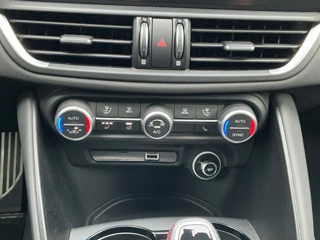 Alfa Romeo Giulia Q4