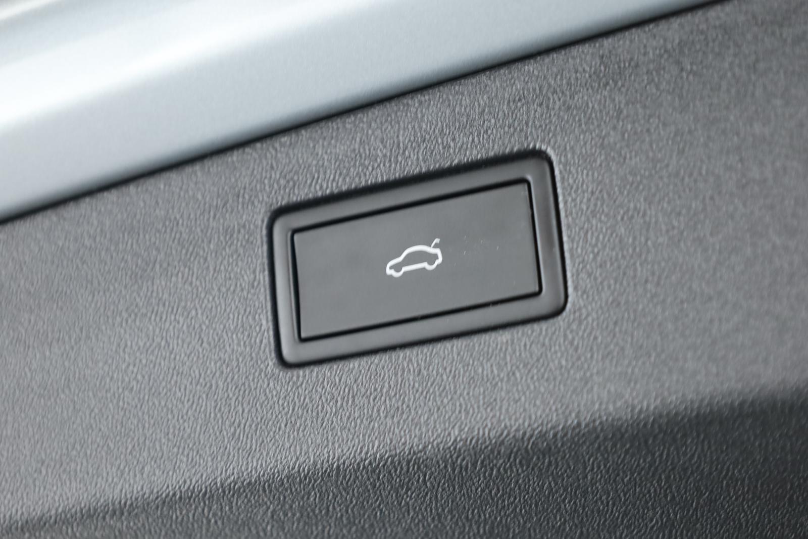 Volkswagen Tiguan 2.0 TSI DSG IQ.Drive R-Line