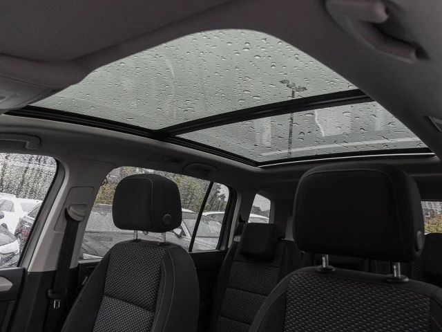 Volkswagen Touran 1.5 TSI Comfortline