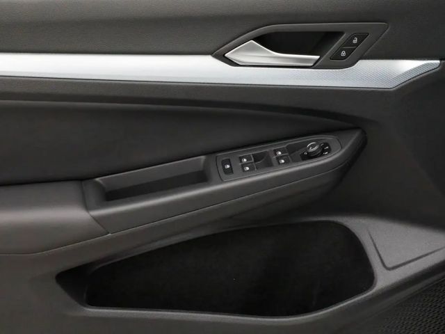 Volkswagen Golf 1.5 TSI Variant